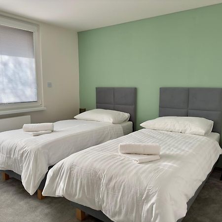 Apartman Olivia Apartment Samorin Exterior photo